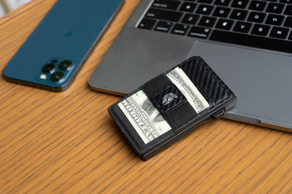 MAGSAFE POCKET CARD HOLDER