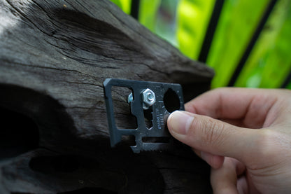 MULTI-TOOL CARD